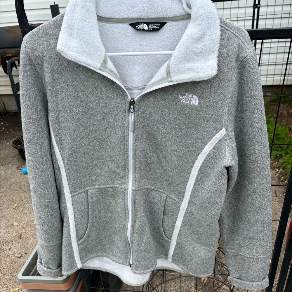 The North Face Light Gray and White Full-Zip Fleece Jacket